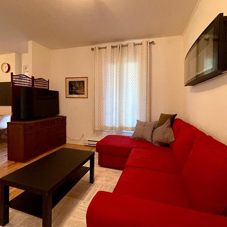Le 215 - Logement A Saint-Jean-Baptiste ケベックシティ エクステリア 写真